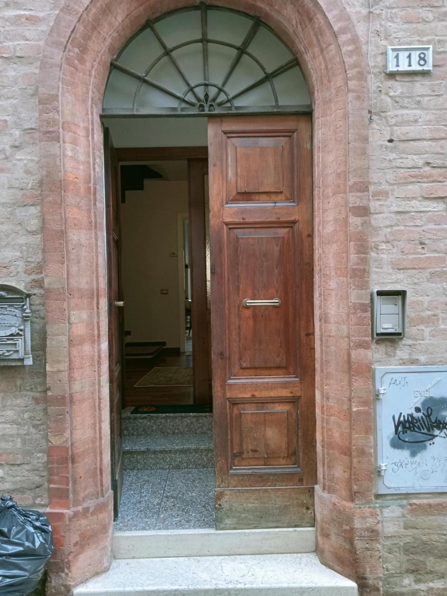 Camere Via Crispi Centro Storico Macerata Zewnętrze zdjęcie